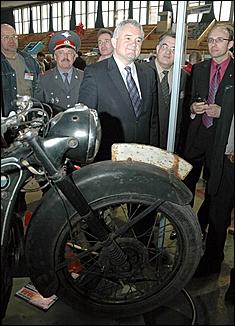 11 мая 2006 г, Барнаул   <P>5-ая специализированная выставка “Авто-экспо” </P>