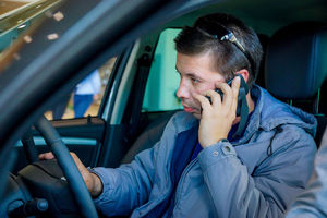   "Автоцентр АНТ официальный дилер Nissan 5 июня представил публике новый Nissan Terrano" 