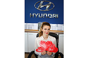  Автоцентр АНТ - официальный дилер Hyundai поздравил всех влюбленных в автомобили, горячими специальными условиями покупки!