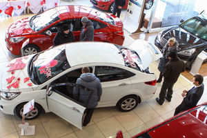   Автоцентр АНТ - официальный дилер Hyundai поздравил всех влюбленных в автомобили, горячими специальными условиями покупки!