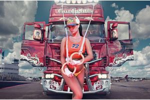   Календарь с "Мисс Тюнинг 2013 года" Фотографии Tuning World Bodensee