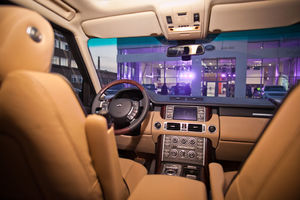   Открытие автоцентра «АЛЬБИОН МОТОРС», официальный дилер Land Rover