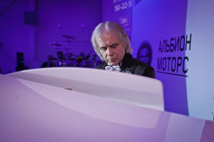   Открытие автоцентра «АЛЬБИОН МОТОРС», официальный дилер Land Rover