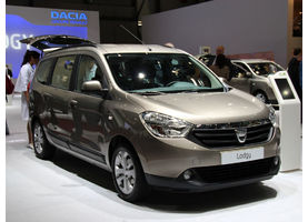   Международный автосалон в Женеве 2012