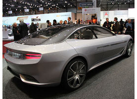   Международный автосалон в Женеве 2012