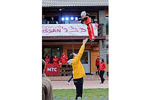   Cпортивно-развлекательное закрытое мероприятие для корпоративных клиентов «Формула Nissan» 5 октября 2012г

 