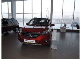   Автоцентр Renault провел презентацию Renault Koleos второй генерации и Renault Duster