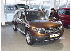   Автоцентр Renault провел презентацию Renault Koleos второй генерации и Renault Duster