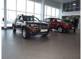   Автоцентр Renault провел презентацию Renault Koleos второй генерации и Renault Duster