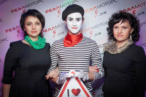   5 лет автоцентру «Реал-Моторс» 