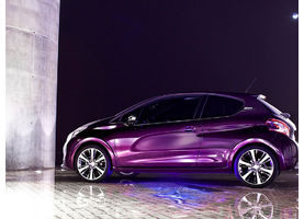   Роскошный трехдверный Peugeot 208 XY