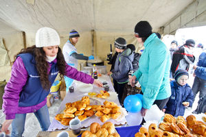   Автоцентр АНТ - официальный дилер Hyundai на выездном тест-драйве в ЗАТО "Сибирском"