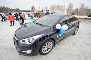   Автоцентр АНТ - официальный дилер Hyundai на выездном тест-драйве в ЗАТО "Сибирском"