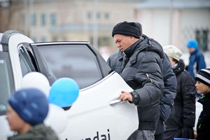   Автоцентр АНТ - официальный дилер Hyundai на выездном тест-драйве в ЗАТО "Сибирском"