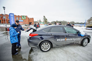   Автоцентр АНТ - официальный дилер Hyundai на выездном тест-драйве в ЗАТО "Сибирском"