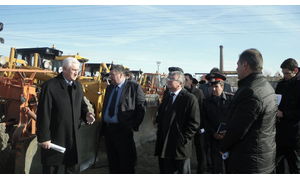   Выездное совещание администрации Барнаула по готовности подведомственных предприятий дорожного комплекса к работе в зимний период. 14.10.2013 г.