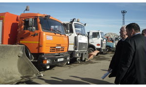   Выездное совещание администрации Барнаула по готовности подведомственных предприятий дорожного комплекса к работе в зимний период. 14.10.2013 г.