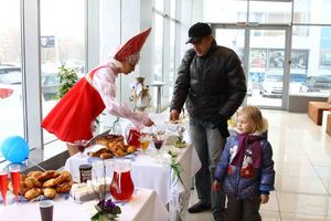    Автоцентр АНТ - официальный дилер Hyundai открыл «Ярмарку Solaris»