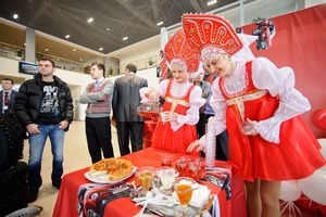   14-16 марта 2013г. Автоцентр АНТ официальный дилер Nissan  порадовал барнаульцев Техно Масленицей 