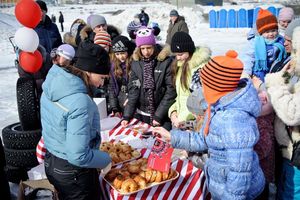   14-16 марта 2013г. Автоцентр АНТ официальный дилер Nissan  порадовал барнаульцев Техно Масленицей 