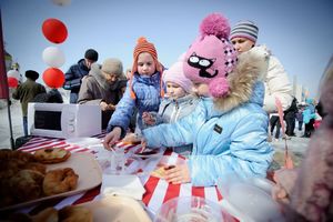   14-16 марта 2013г. Автоцентр АНТ официальный дилер Nissan  порадовал барнаульцев Техно Масленицей 