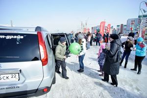   14-16 марта 2013г. Автоцентр АНТ официальный дилер Nissan  порадовал барнаульцев Техно Масленицей 