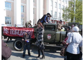   Выставка ретро автомобилей в Барнауле