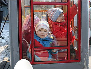 12 апреля 2009 г., Москва   Открытие Международного Ретро Фестиваля «Авто Старина»