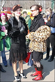 12 апреля 2009 г., Москва   Открытие Международного Ретро Фестиваля «Авто Старина»