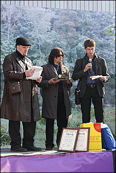 12 апреля 2009 г., Москва   Открытие Международного Ретро Фестиваля «Авто Старина»