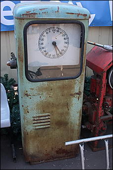 12 апреля 2009 г., Москва   Открытие Международного Ретро Фестиваля «Авто Старина»