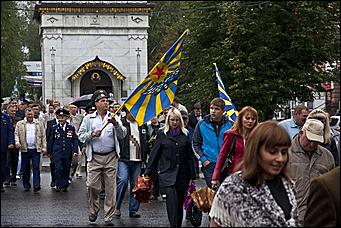 20 августа 2011 г., Барнаул   45-летие Барнаульского лётного училища: шествие и званый обед 