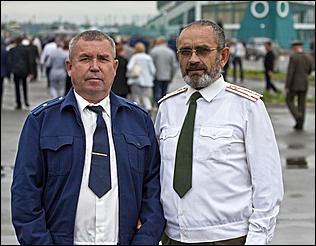 20 августа 2011 г., Барнаул   45-летие Барнаульского лётного училища: шествие и званый обед 