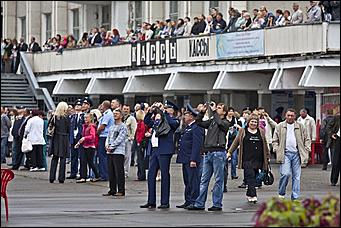 20 августа 2011 г., Барнаул   45-летие Барнаульского лётного училища: шествие и званый обед 