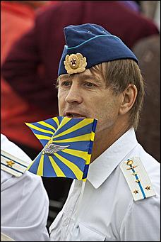 20 августа 2011 г., Барнаул   45-летие Барнаульского лётного училища: шествие и званый обед 