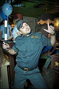 28 октября 2011   День автомобилиста с  Автоцентром   АНТ  официальным дилером Hyundai в клубе "Pistols"