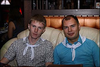 28 октября 2011   День автомобилиста с  Автоцентром   АНТ  официальным дилером Hyundai в клубе "Pistols"