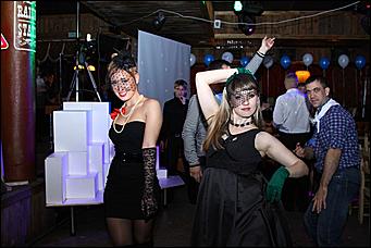 28 октября 2011   День автомобилиста с  Автоцентром   АНТ  официальным дилером Hyundai в клубе "Pistols"