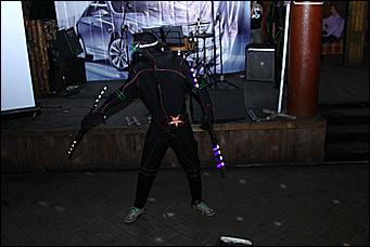 28 октября 2011   День автомобилиста с  Автоцентром   АНТ  официальным дилером Hyundai в клубе "Pistols"