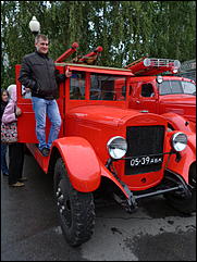 31 август 2013 г., Барнаул   Выставка ретро-автомобилей и современной автотехники