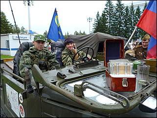 31 август 2013 г., Барнаул   Выставка ретро-автомобилей и современной автотехники