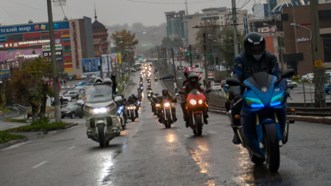 2 октябрь 2016 г., Барнаул &copy; Амител Вячеслав Мельников   Байкеры в городе: как закрывали  мотосезон в Барнауле