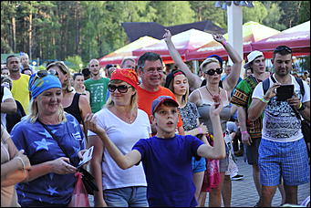 1 июль 2017 г., Барнаул   Яркие краски 60-х: как на Алтае прошел фестиваль "Because of the Beatles"