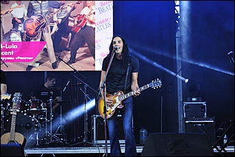 1 июль 2017 г., Барнаул   Яркие краски 60-х: как на Алтае прошел фестиваль "Because of the Beatles"