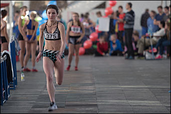 4 декабрь 2016 г., Барнаул © Амител Вячеслав Мельников   Воля к победе. Как проходило первенство края по легкой атлетике. Фоторепортаж