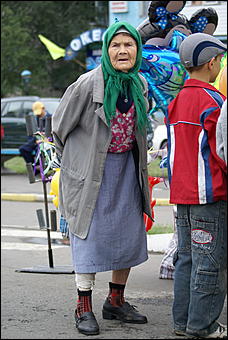 11 августа 2007 г., Белокуриха   День рождения Белокурихи

(фото Кристины Красниковой)