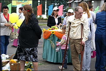 11 августа 2007 г., Белокуриха   День рождения Белокурихи

(фото Кристины Красниковой)