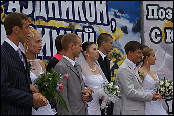 11 августа 2007 г., Белокуриха   День рождения Белокурихи

(фото Кристины Красниковой)