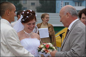 11 августа 2007 г., Белокуриха   День рождения Белокурихи

(фото Кристины Красниковой)