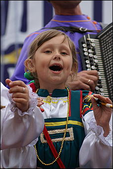 11 августа 2007 г., Белокуриха   День рождения Белокурихи

(фото Кристины Красниковой)